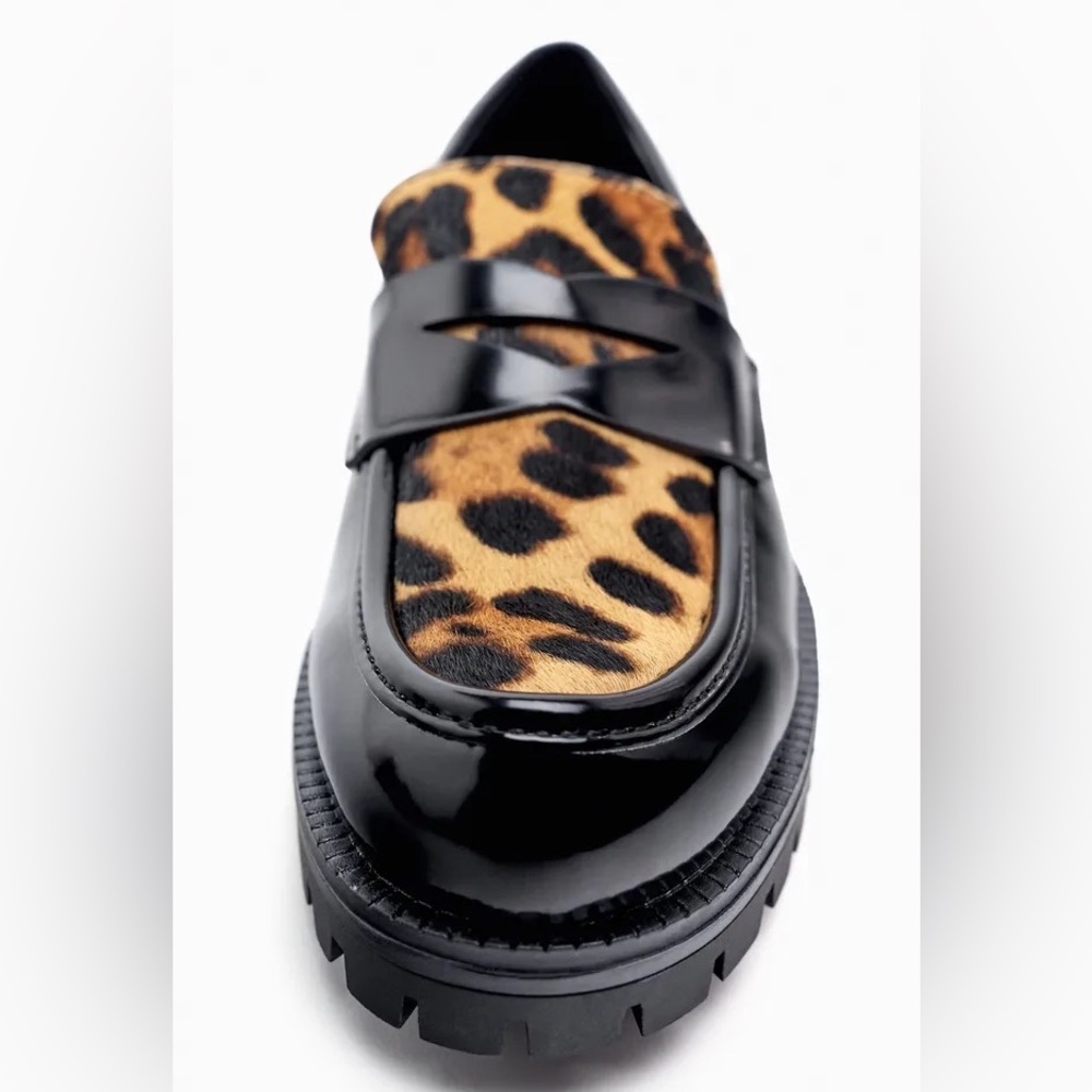 Zara ANIMAL PRINT LOAFERS NWT - Picture 2 of 7